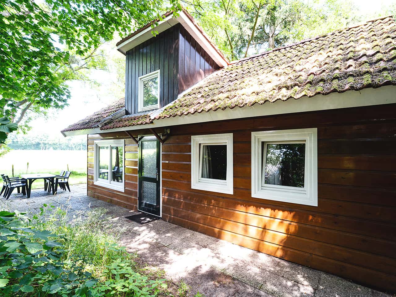Gelijkvloers Chalet aan Weiland 